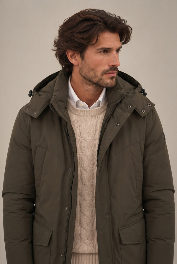 PARKA CON CAPUCHA VERDE
