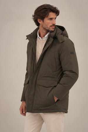 PARKA CON CAPUCHA VERDE