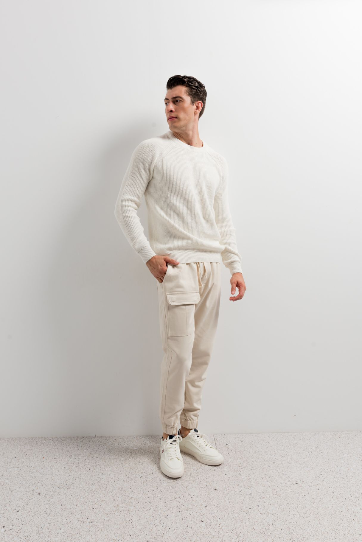 CARGO JOGGING TROUSERS