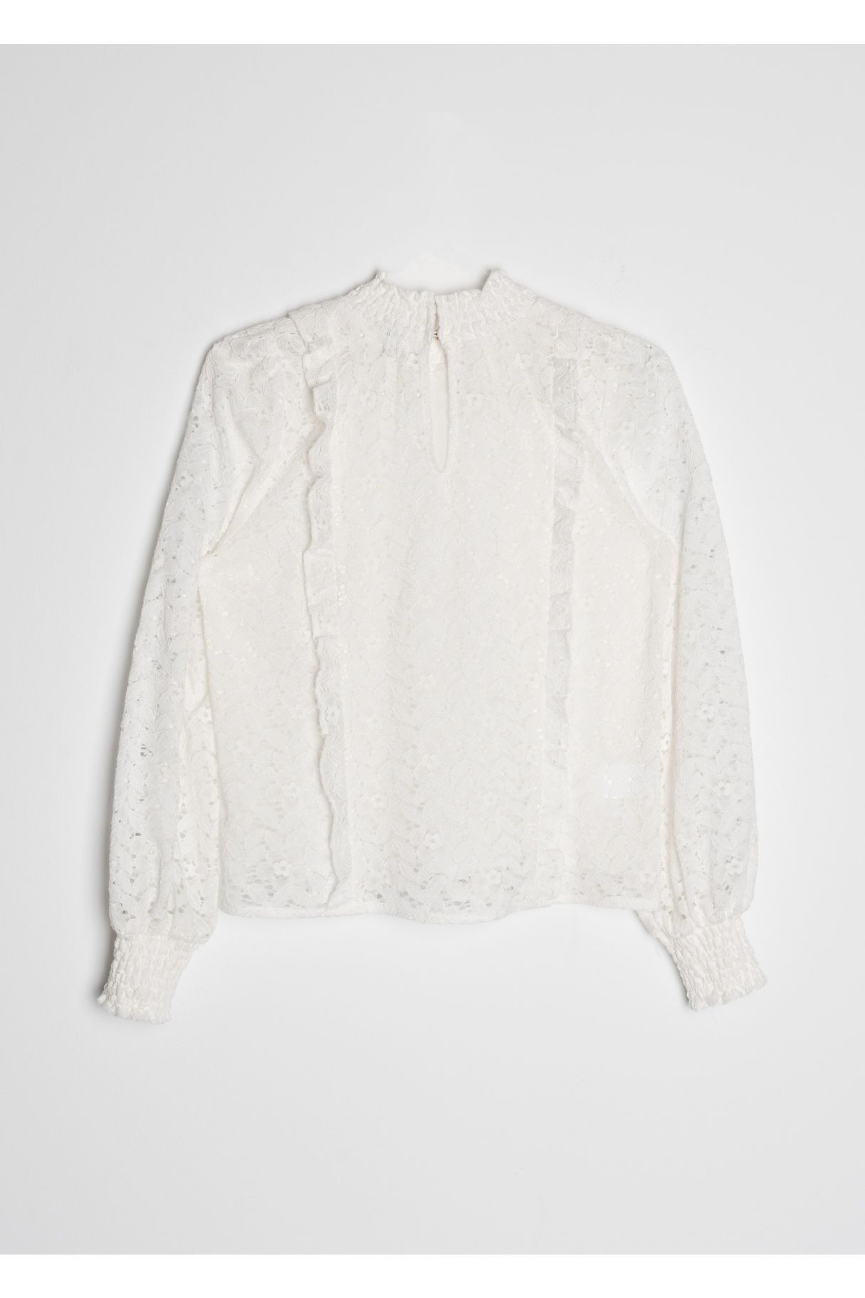 TOP DE RENDA RUFFLED