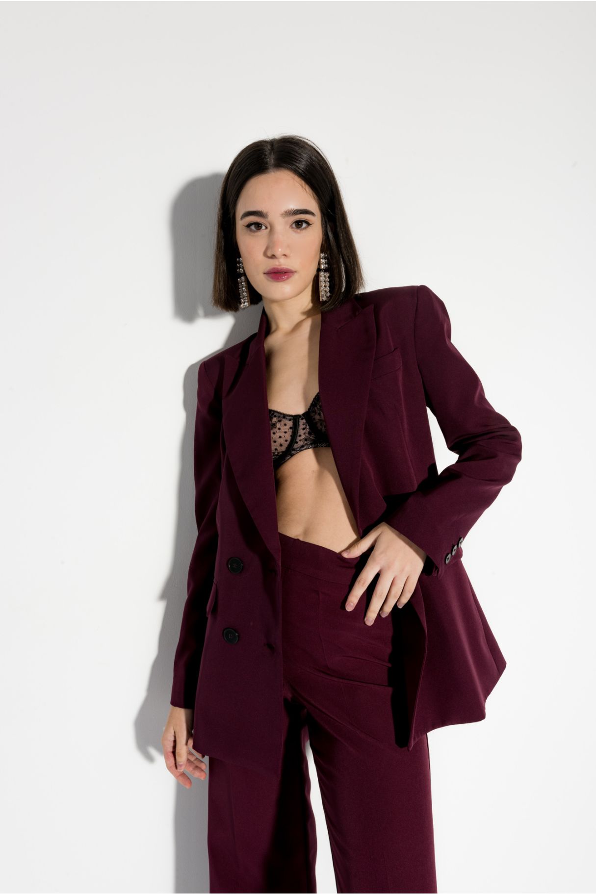 DOUBLE-BREASTED BLAZER