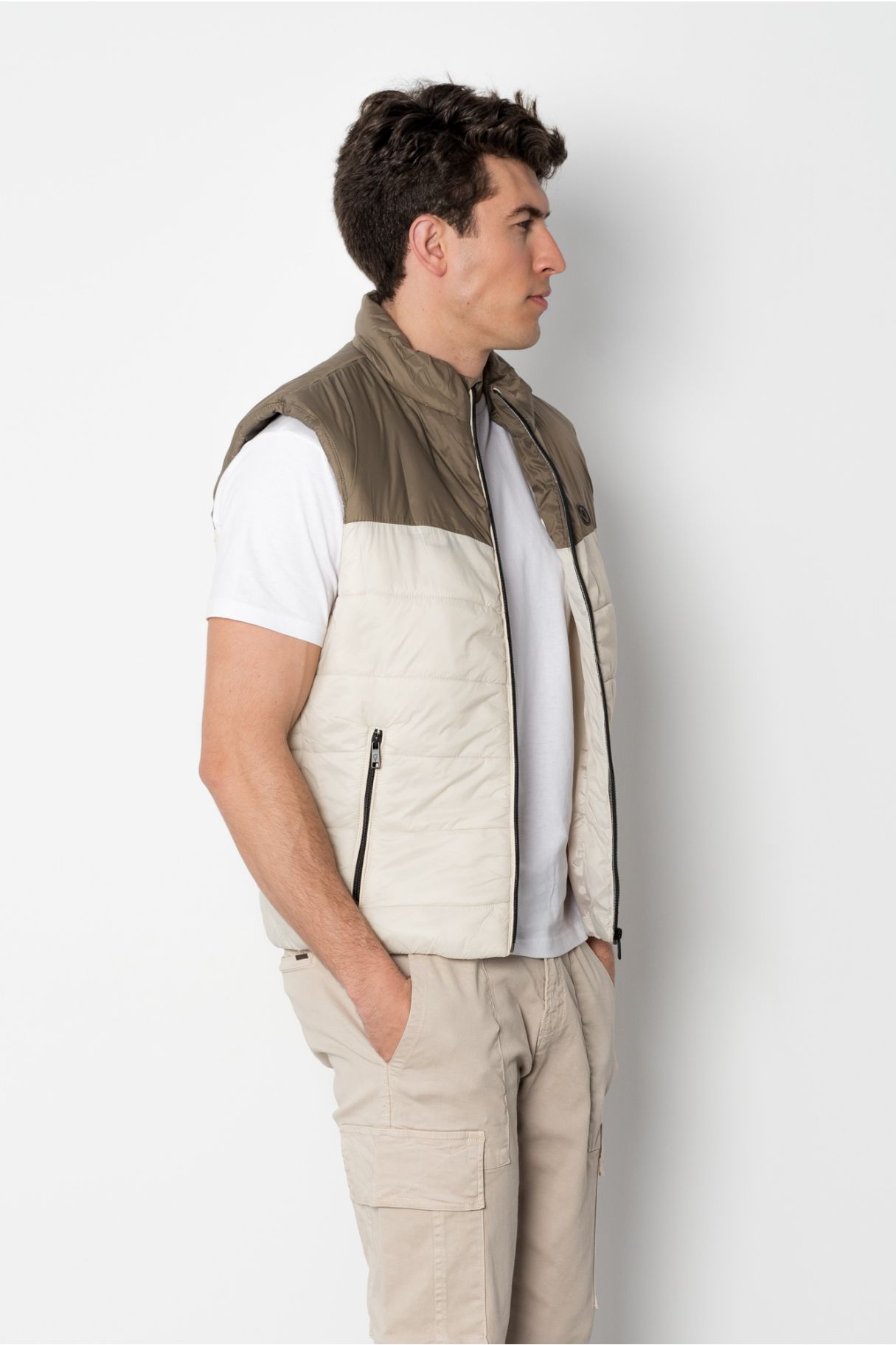 LIGHTWEIGHT QUILTED GILET
