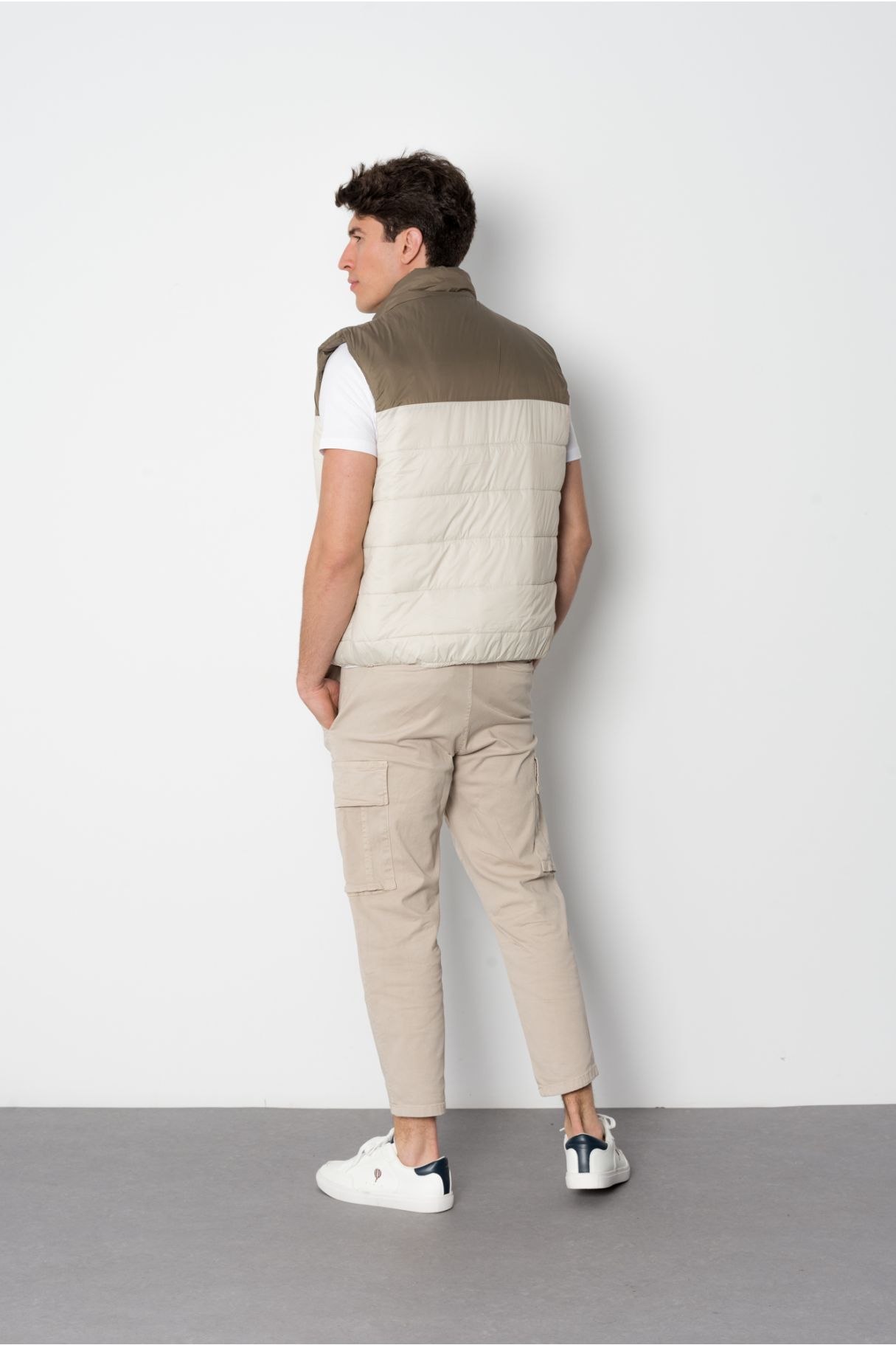 LIGHTWEIGHT QUILTED GILET