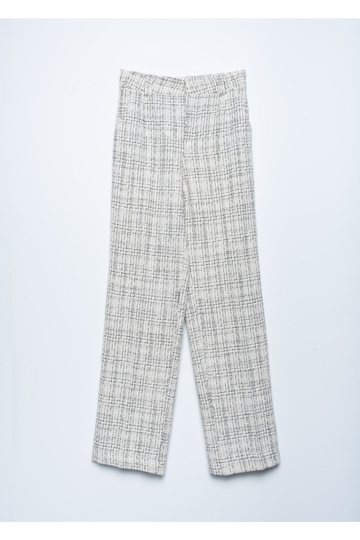 TEXTURED TROUSERS