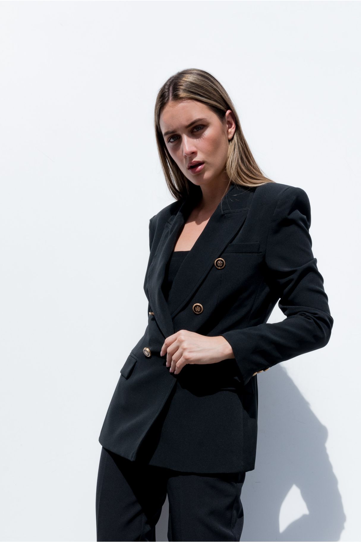 TAILORED DOUBLE-BREASTED BLAZER