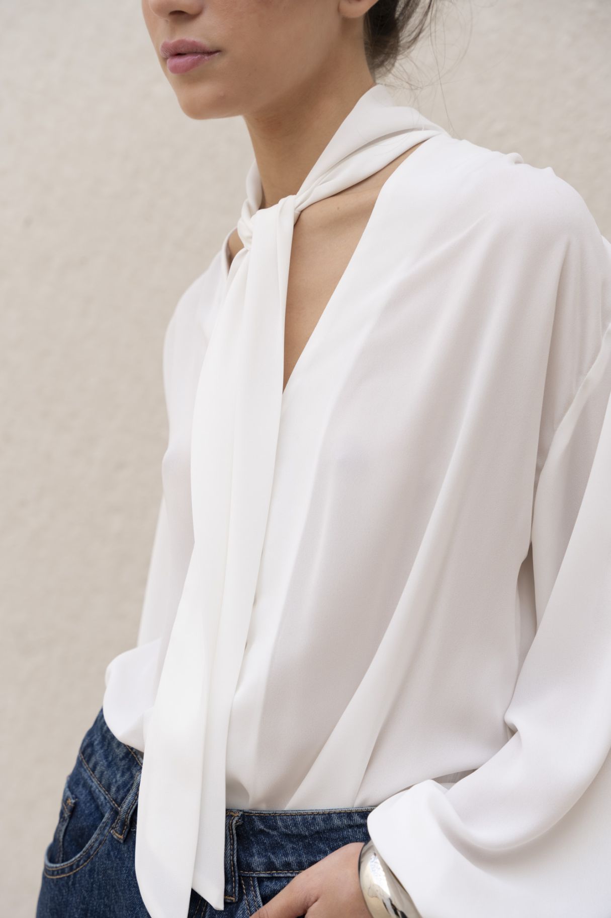 FLUID BLOUSE