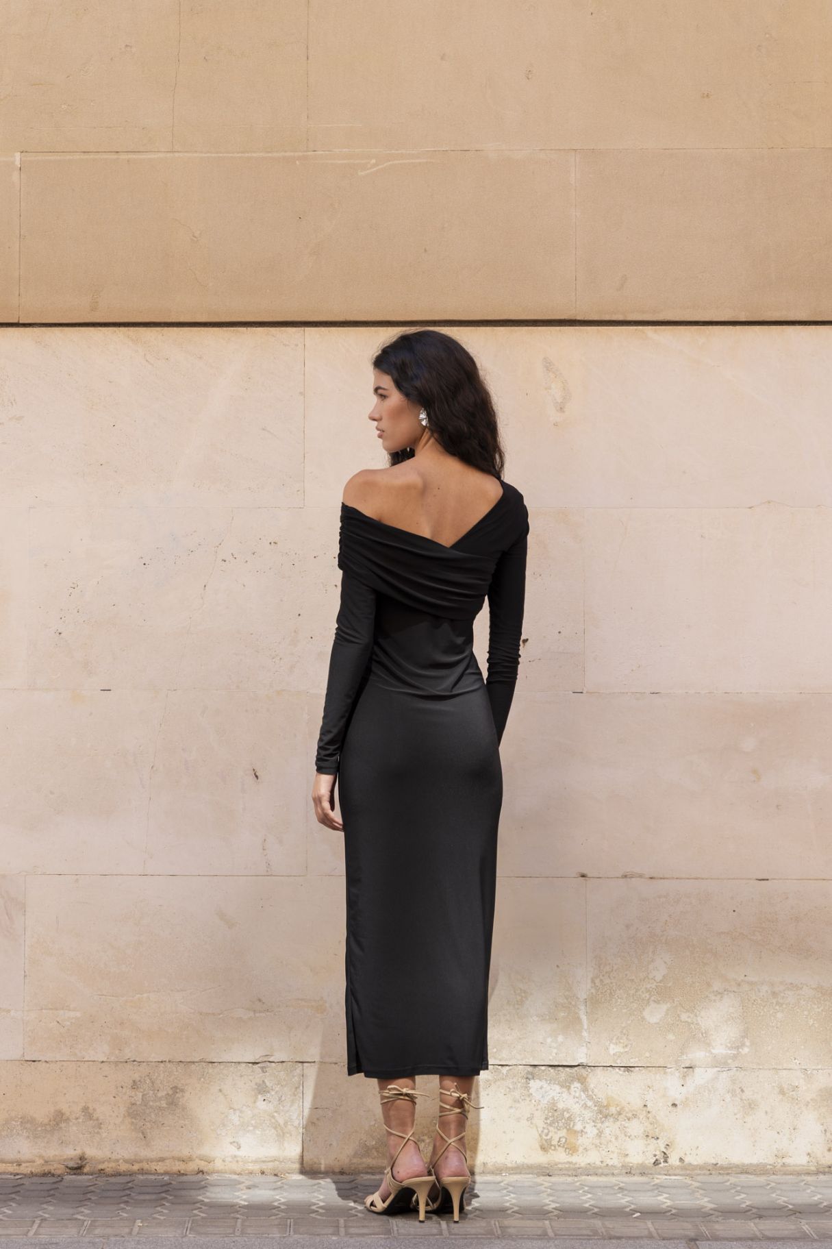 ROBE ASYMÉTRIQUE