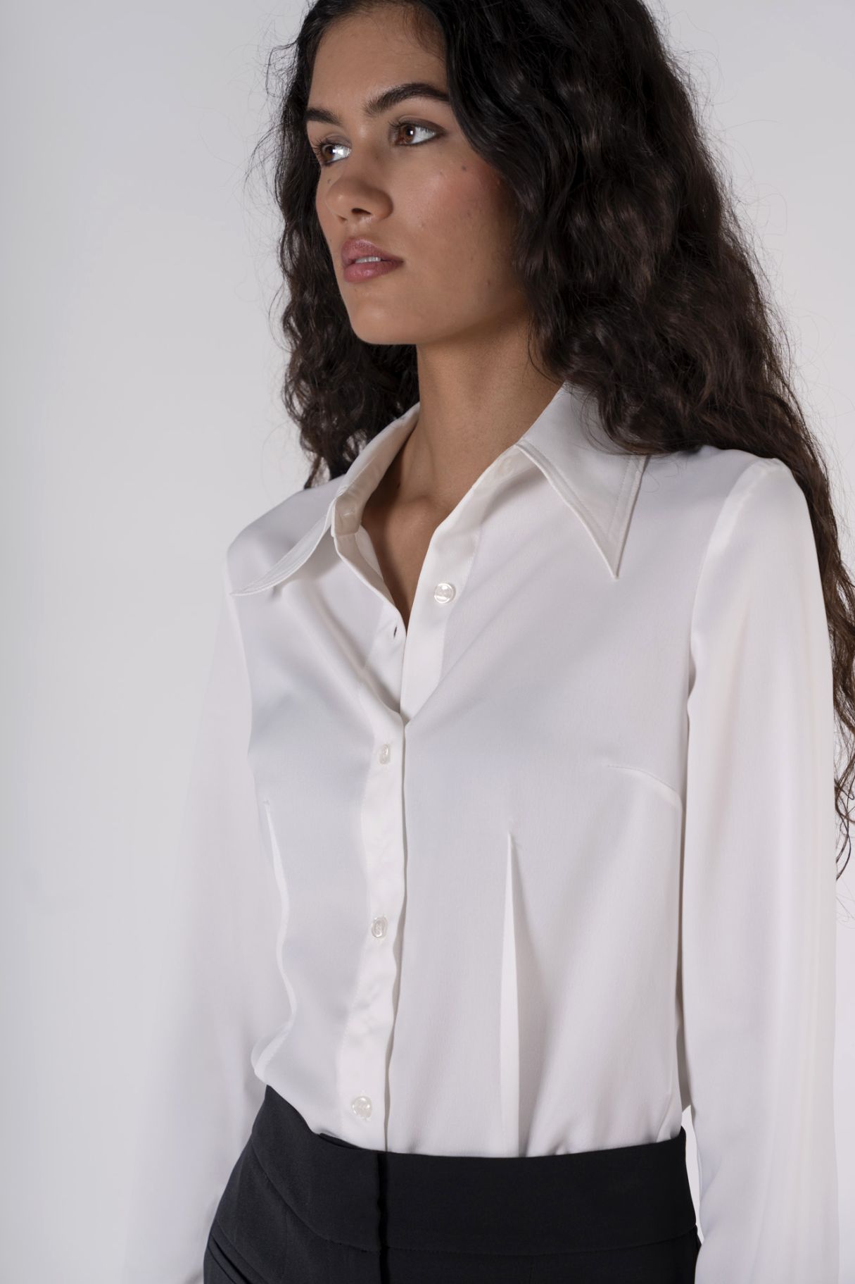 CHEMISE AJUSTÉE À PINCES