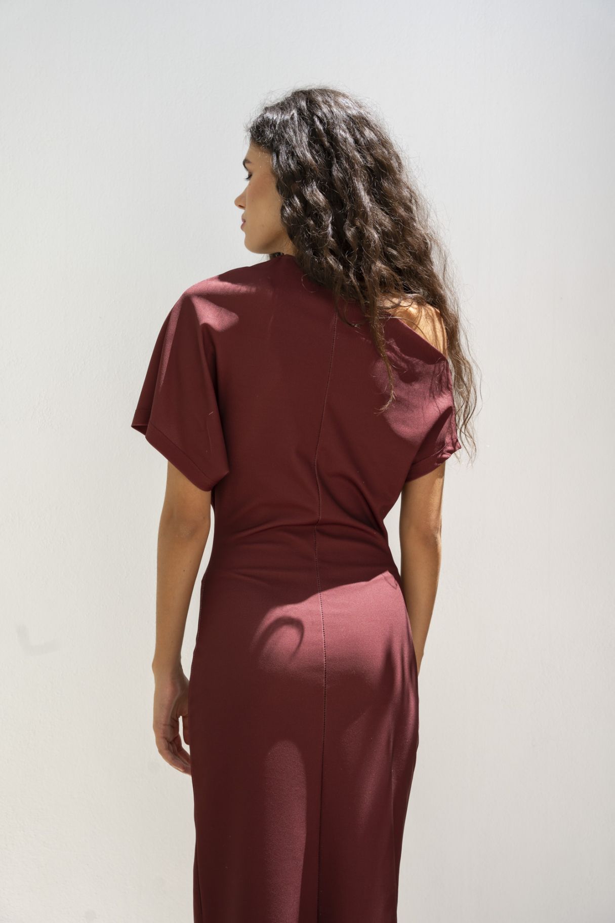 VESTIDO ASIMETRICO